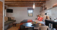 03CS Renaissance Casita bedroom 1