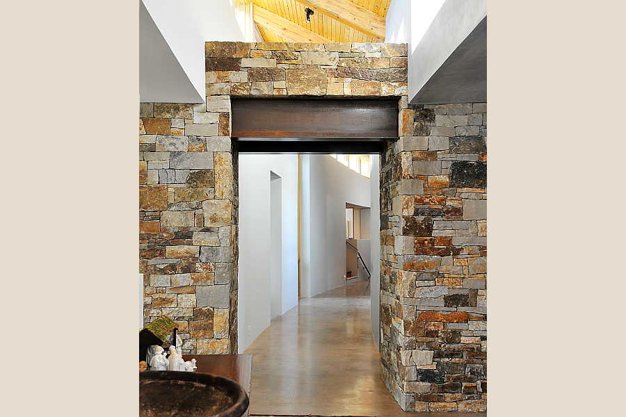 20RM Stone and Steel House hallway 2