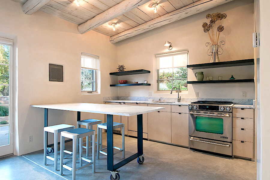 08RM Tesuque Casita kitchen 2