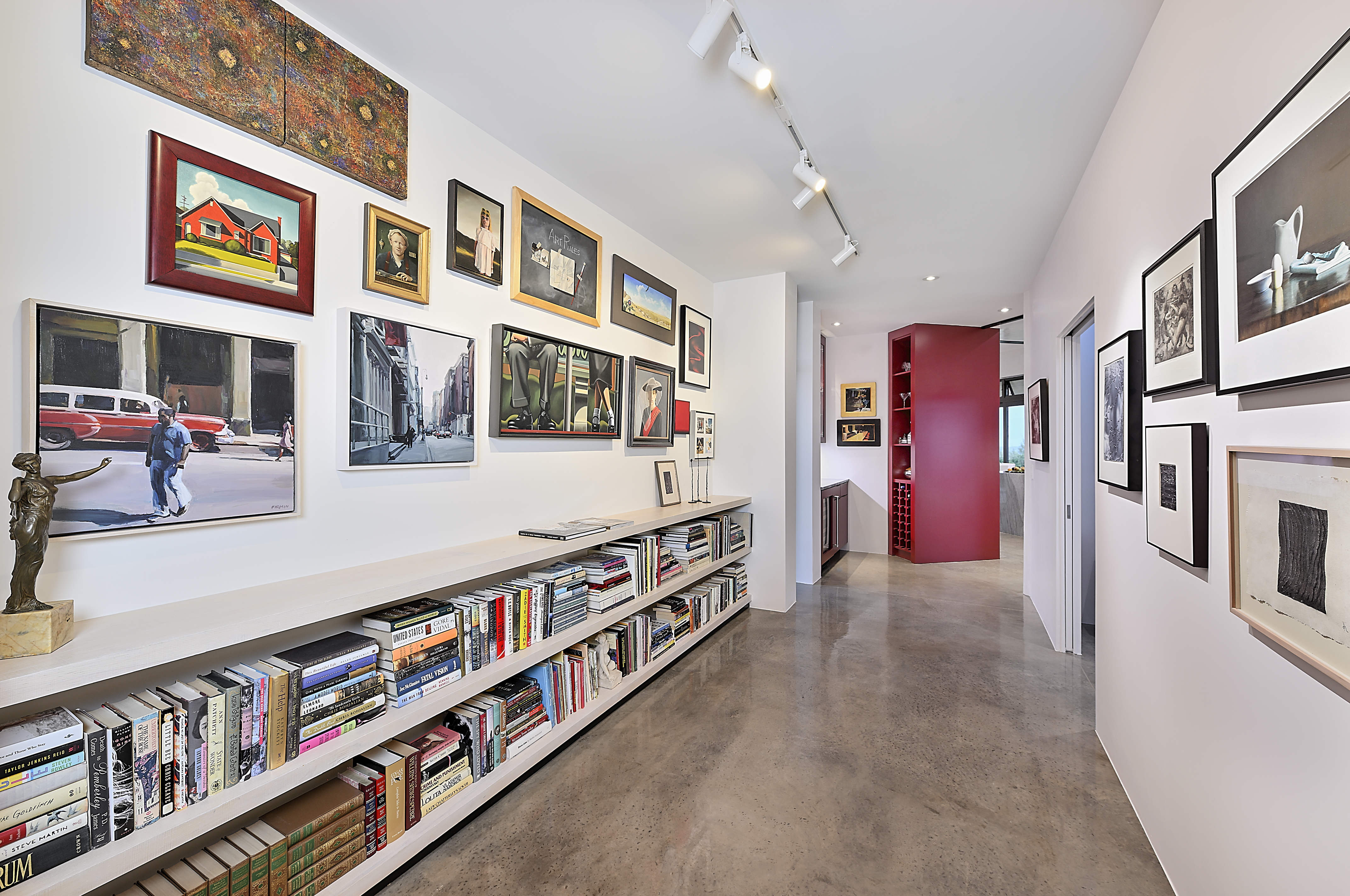 Private Gallery Corridor